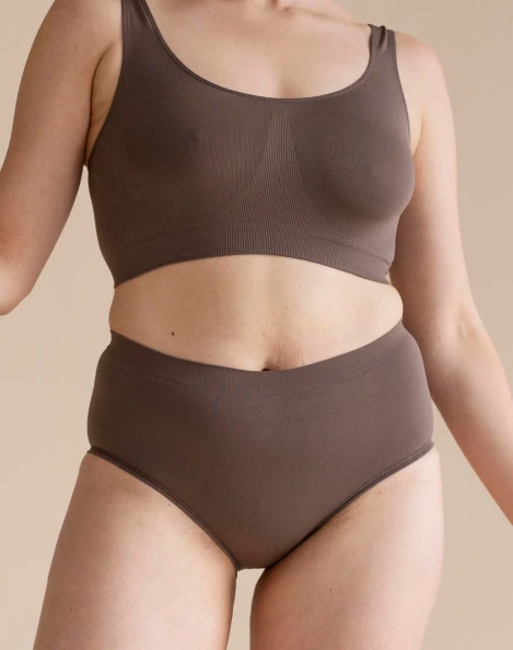 What Is a Fleur-de-Lis Tummy Tuck